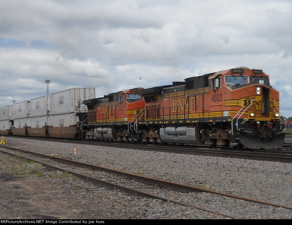 BNSF 4603 East